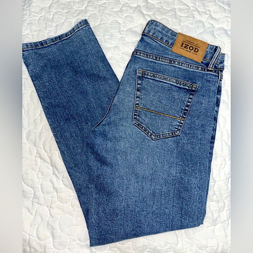 IZOD men’s straight fit 30x30 denim jeans